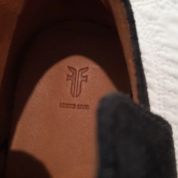 Frye black suede booties - Picture 5 of 6